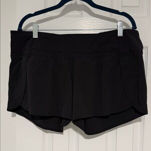 Lululemon Women's Black Shorts